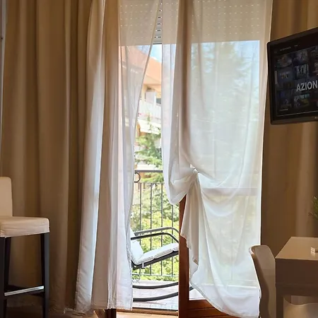 Co&mo A 16 Minuti Da Duomo