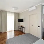 Co&mo A 16 Minuti Da Duomo Милан